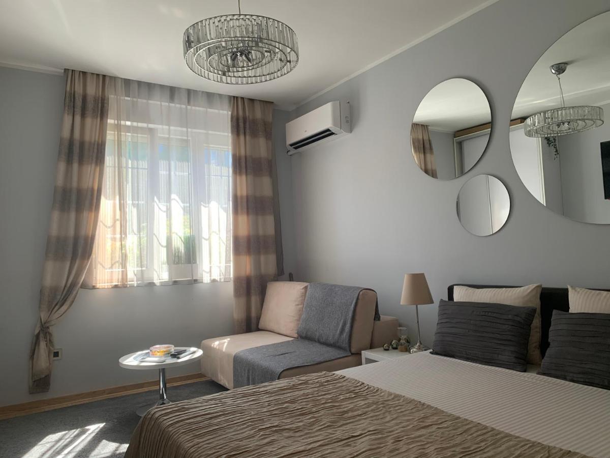 Apartment Skadarlija Free Parking Belgrade Exterior photo
